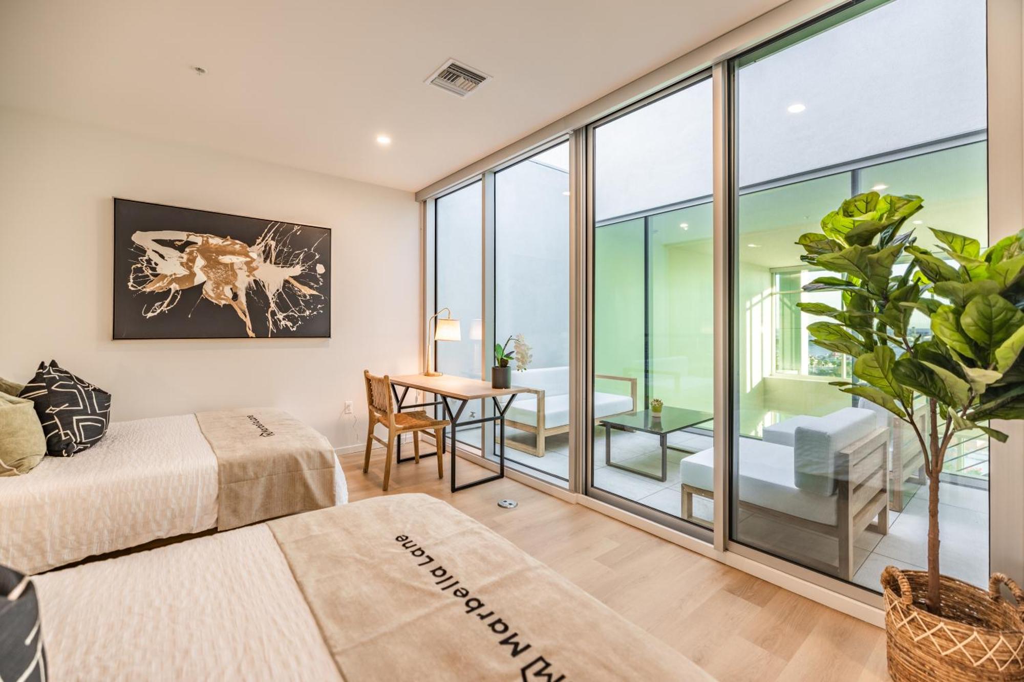 @ Marbella Lane - Penthouse W/ City & Ocean Views 长滩 外观 照片